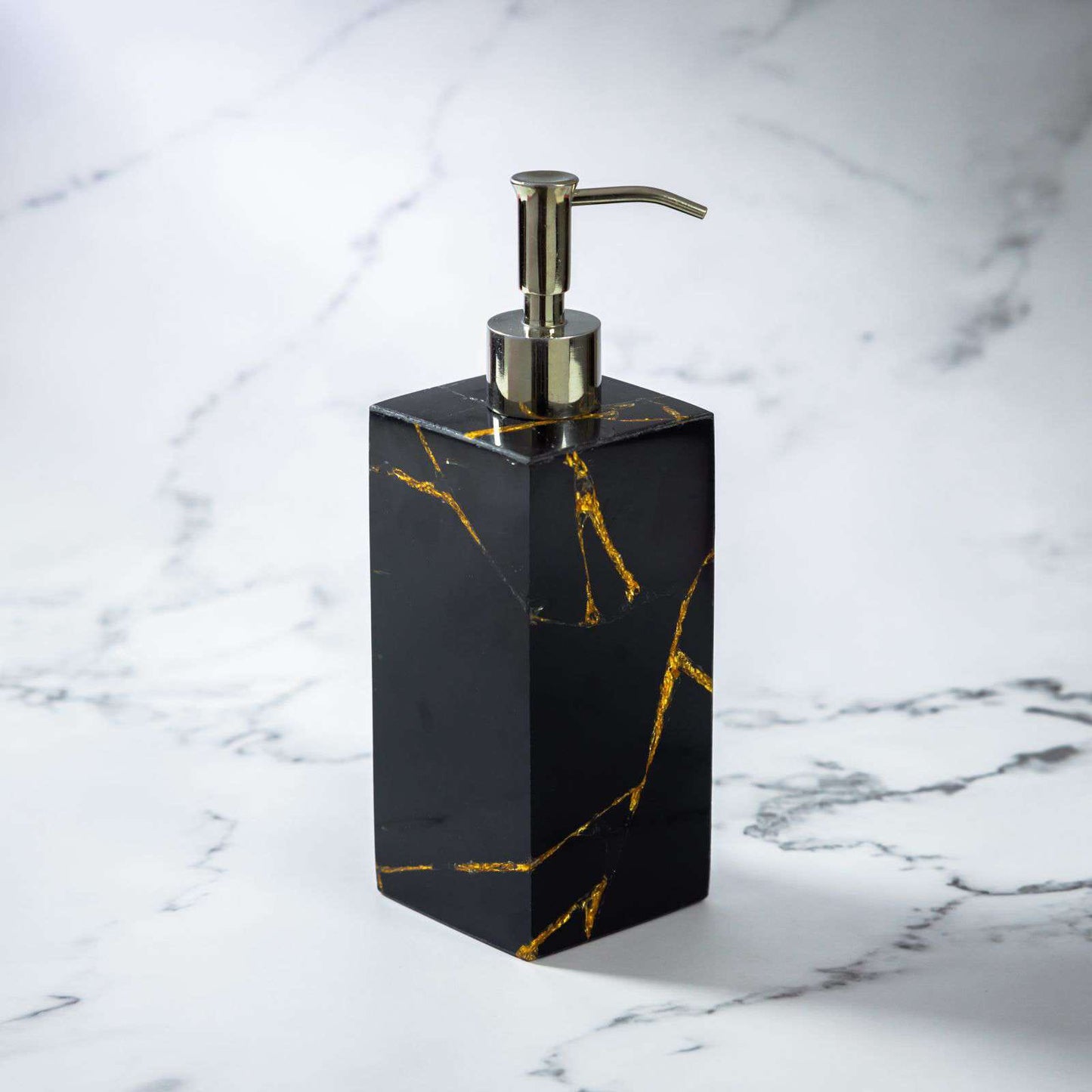 Obsidian Gold Bath Set